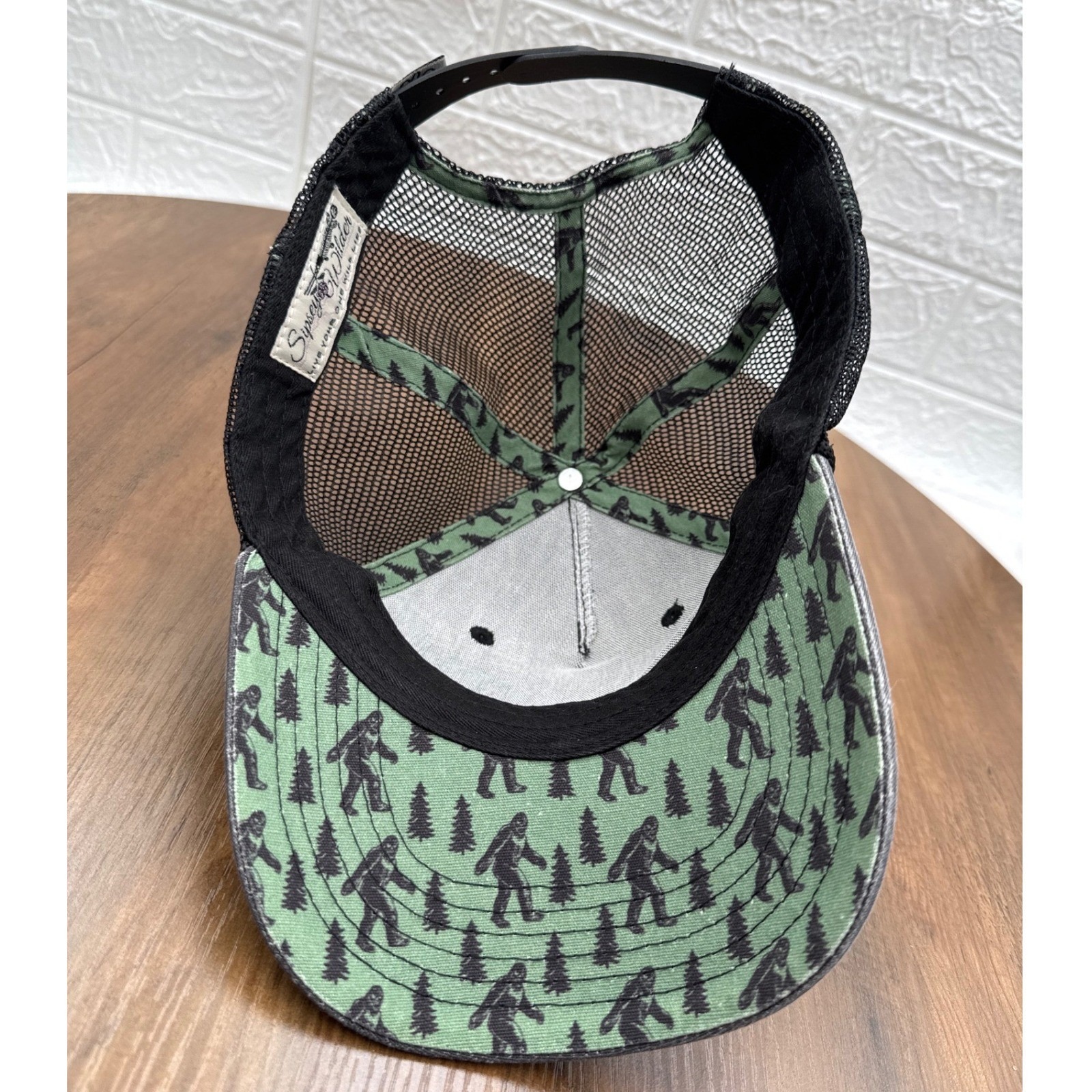 Sipsey Wilder Bigfoot Sasquatch Trucker Hat Cap Green Black Tree Unisex Snapback — image 4 of 7